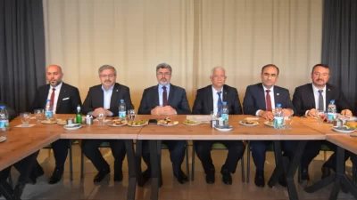 Ak Parti İl Başkanı Hüseyin Menteş başkanlığında, Sandıklı Belediye Başkanı