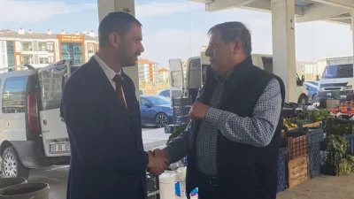 İYİ Parti’nin Afyonkarahisar Belediye Başkan adayı Alper Yağcı, kent genelinde