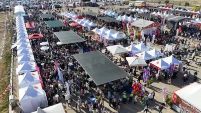     GastroAfyon’da Lezzet Dolu AnlarAfyonkarahisar’da düzenlenen GastroAfyon Turizm ve