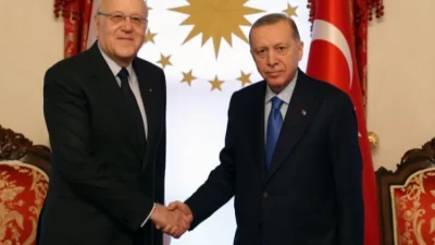 Cumhurbaşkanı Recep Tayyip Erdoğan, Lübnan Başbakanı Necip Mikati ile bir