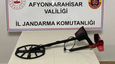 Afyonkarahisar İl Jandarma Komutanlığı, Emirdağ ilçesi, Gelincik köyünde kaçak kazı