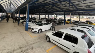 Sandıklı ilçesinde araç alım satım piyasasında yaşanan yüksek fiyat sorununa