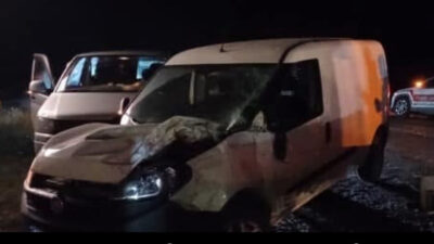 Arıza yapan aracının başında beklerken başka bir araç çarptı, hayatını