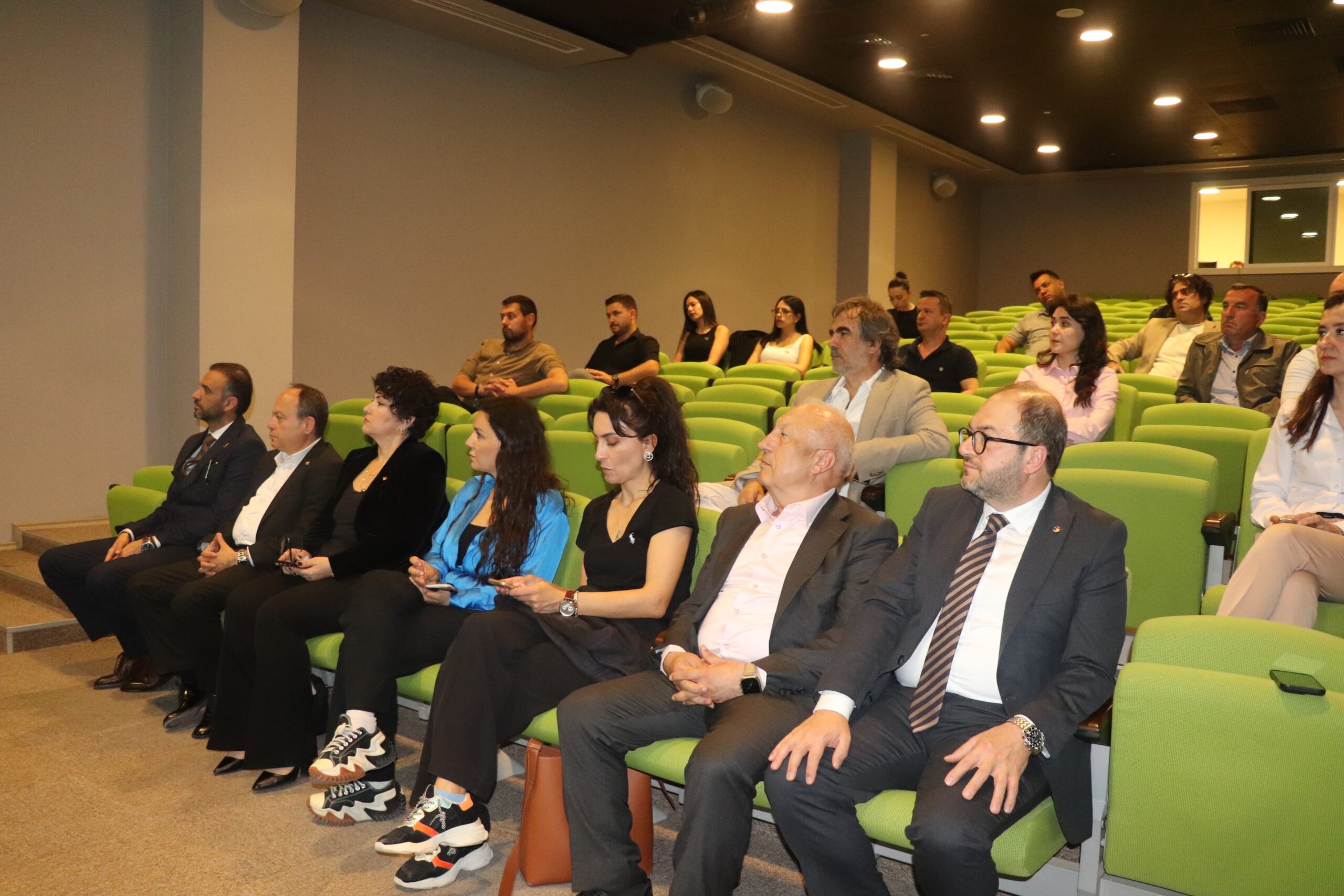 Afyonkarahisar Ticaret ve Sanayi Odası (ATSO) KOBİ Akademisi, “Türkiye ve