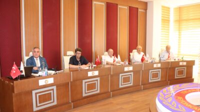 &nbsp; Afyon Eğitim Vakfı (AEV) Yönetim Kurulu, yeni üyeleriyle ilk