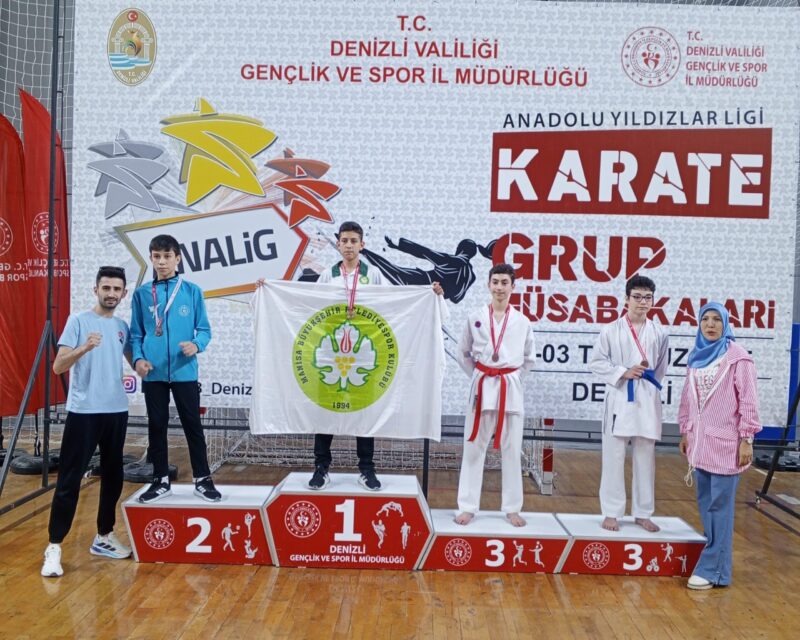Denizli’de düzenlenen Anadolu Yıldızlar Ligi (ANALİG) Karate Grup Müsabakaları, büyük