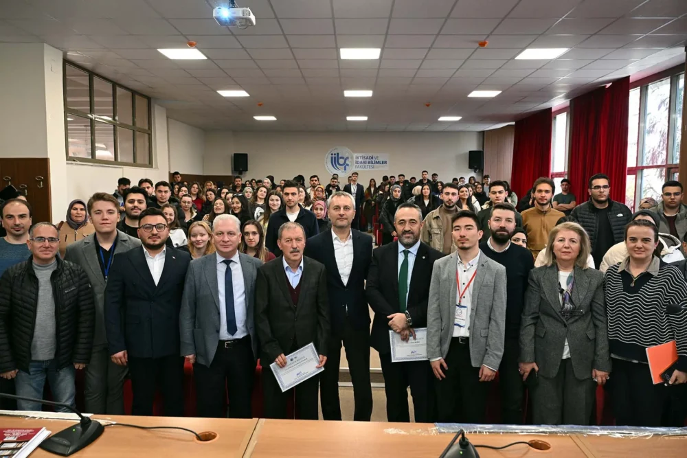 AKÜ İİBF Öğrencileri Katılım Bankacılığını ve Kariyer Olanaklarını Uzmanlardan Dinledi