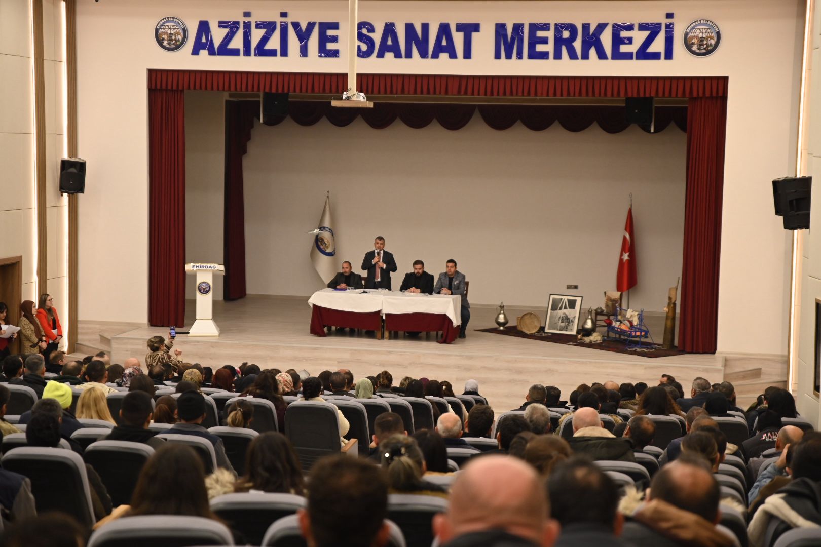 Emirdağ Belediyesi ve belediye şirketinde görev yapan personellere yönelik maaş