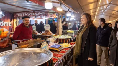 Ramazan Şenlik Çadırlarına Yoğun İlgi Afyonkarahisar’da Ramazan etkinlikleri kapsamında Zafer