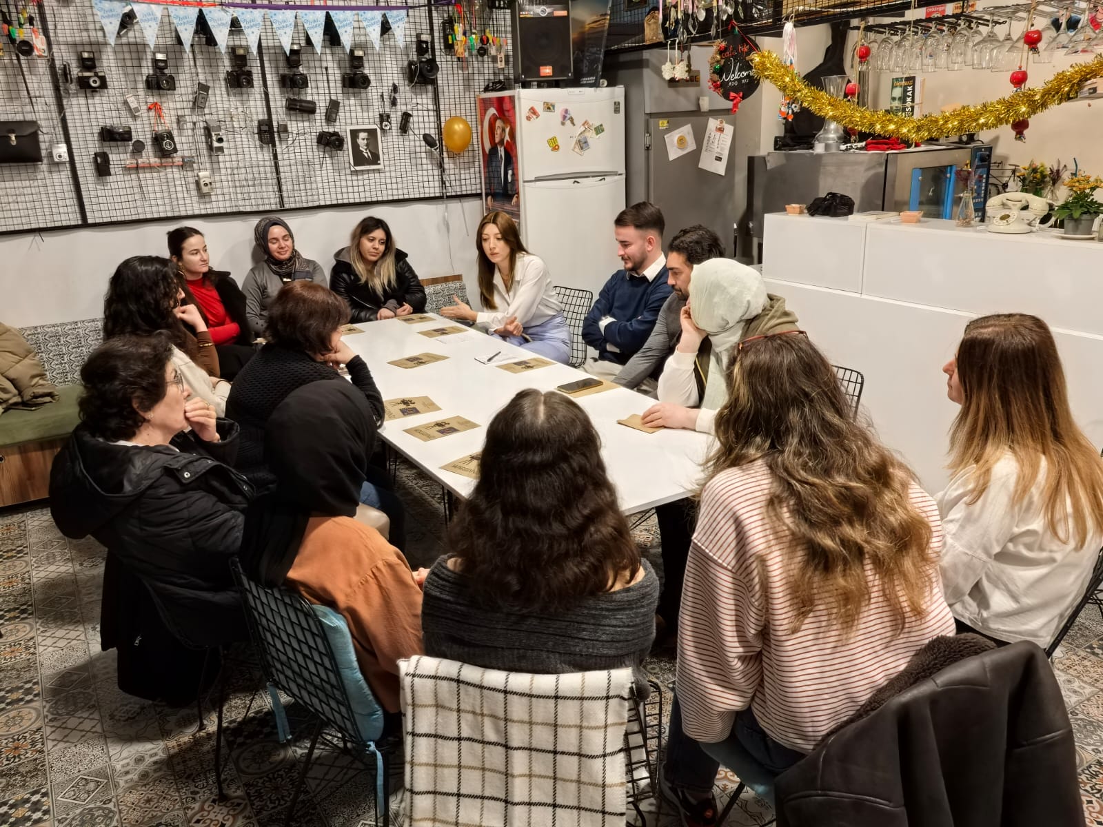 AFYONKARAHİSAR – Afyonkarahisar Ruh Sağlığı ve Eğitimi Derneği, düzenlediği sinema