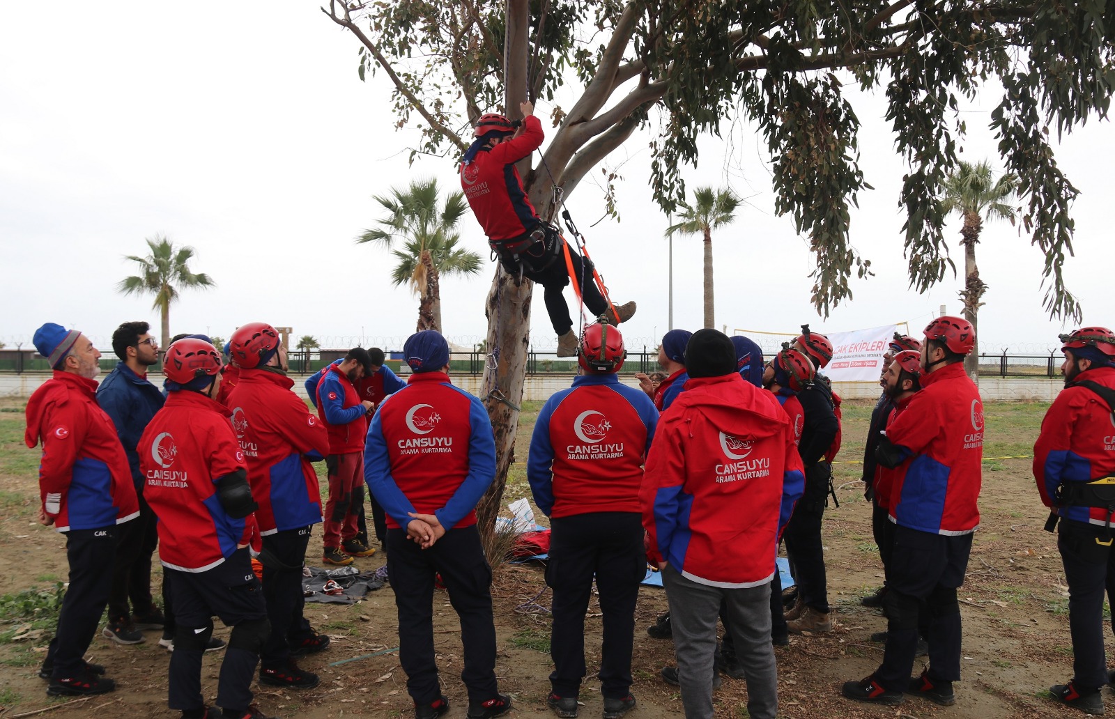 Cansuyu Yardımlaşma ve Dayanışma Derneği Arama ve Kurtarma Birimi (CAK),