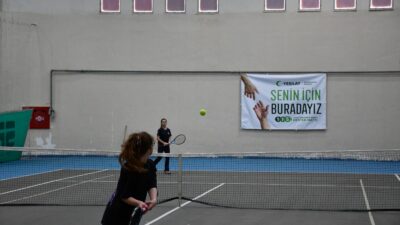 Okul Sporları faaliyet programı kapsamında Kocatepe Spor Kompleksi Tenis Kortlarında