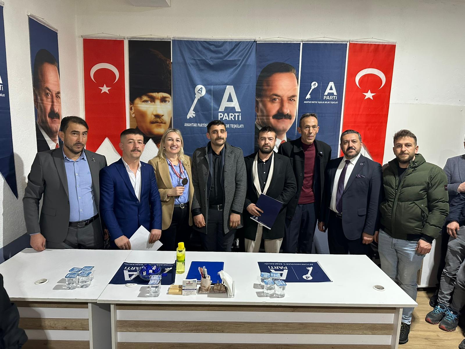 Anahtar Parti Afyonkarahisar’da Taşoluk Belde Binasını Açtı, Başkanlara Mazbata Verildi 1 WhatsApp Image 2026 02 14 at 11.34.03