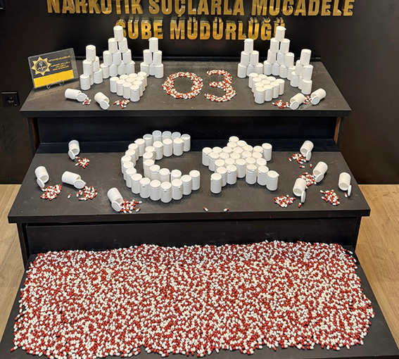 Afyonkarahisar İl Emniyet Müdürlüğü ekiplerince yürütülen uyuşturucuyla mücadele çalışmaları kapsamında