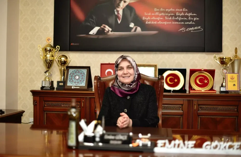 İhsaniye’de Teravih Sonrası Çaylar Sahura Kadar İkram Edilecek İhsaniye Belediyesi, Ramazan ayının birlik ve beraberlik ruhunu yaşatmak amacıyla