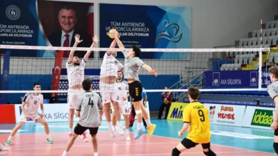 Afyonkarahisar’da Voleybol Heyecanı Sona Erdi Afyonkarahisar’da düzenlenen AXA Sigorta Erkekler
