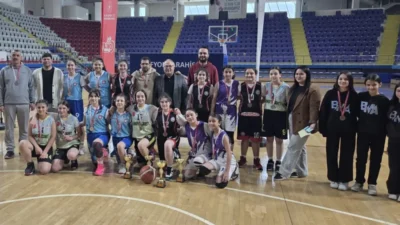 Prof. Dr. Veysel Eroğlu Spor Salonu’nda Basketbol Heyecanı Okul Sporları