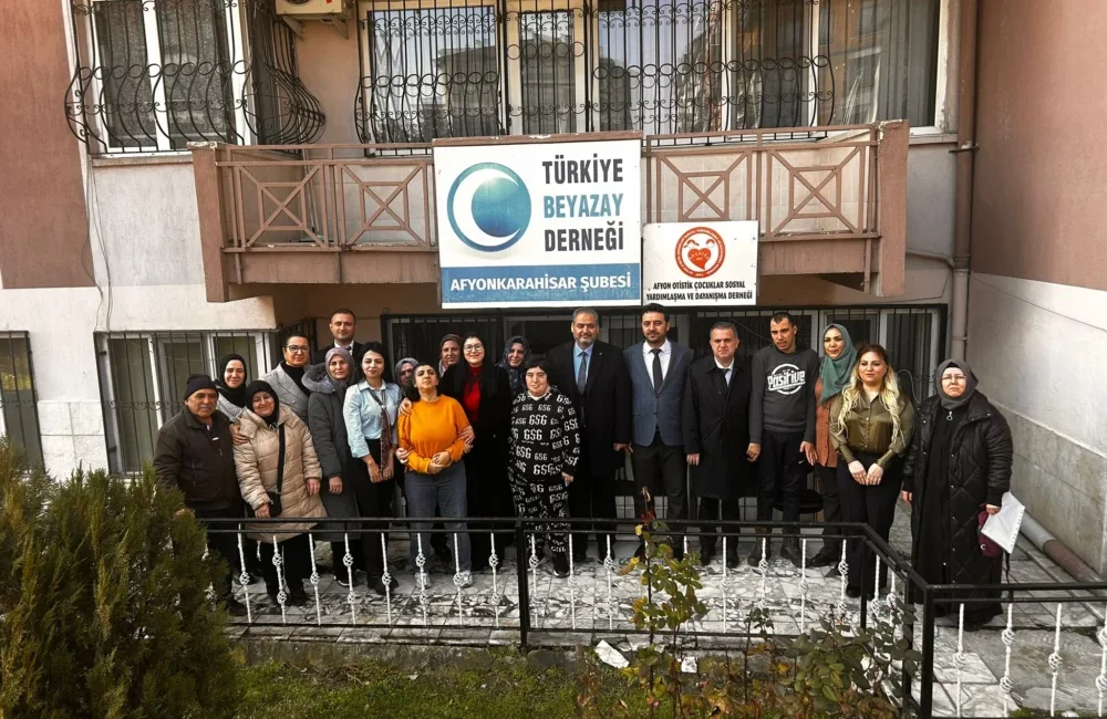 Üniversite Yönetiminden Otizm Alanında Önemli Temas Afyonkarahisar Sağlık Bilimleri Üniversitesi