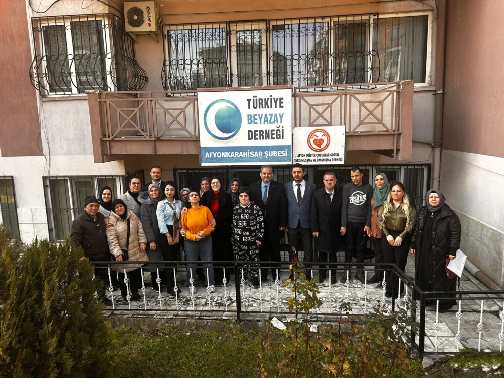 Üniversite Yönetiminden Otizm Alanında Önemli Temas Afyonkarahisar Sağlık Bilimleri Üniversitesi