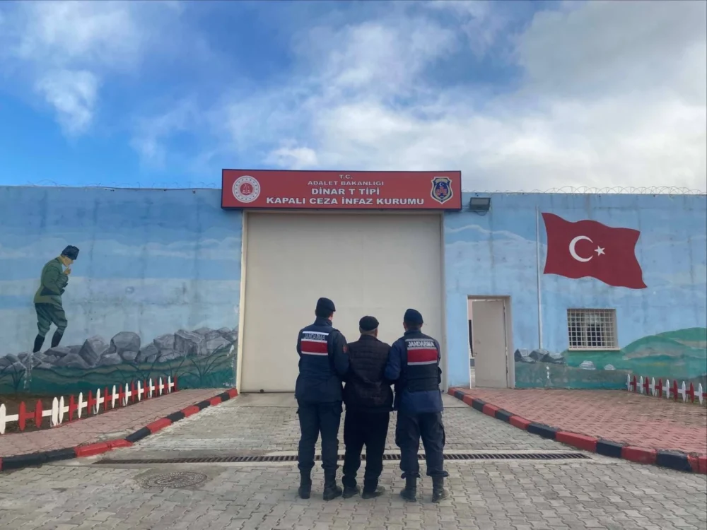 Afyonkarahisar’da 8 yıl 4 ay kesinleşmiş hapis cezası bulunan şahıs