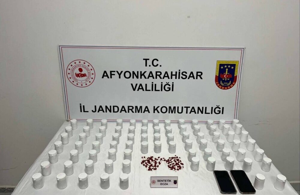 Afyonkarahisar İl Jandarma Komutanlığı ekipleri tarafından yürütülen çalışmalar kapsamında Sinanpaşa