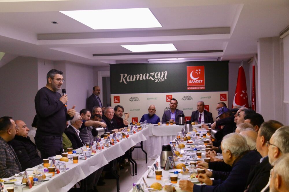 Afyonkarahisar Saadet Partisi Afyon Beytullah Karatas emekli maaslari emekli iftari Osman Hazer Afyon siyaset emekli gundemi TBMM lokantasi Milli Gorus Afyon haber