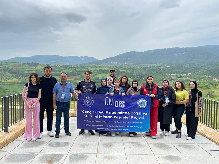 Gençlik ve Spor Bakanlığı’nın ÜNİDES programı kapsamında Afyonkarahisar’dan 8 üniversite