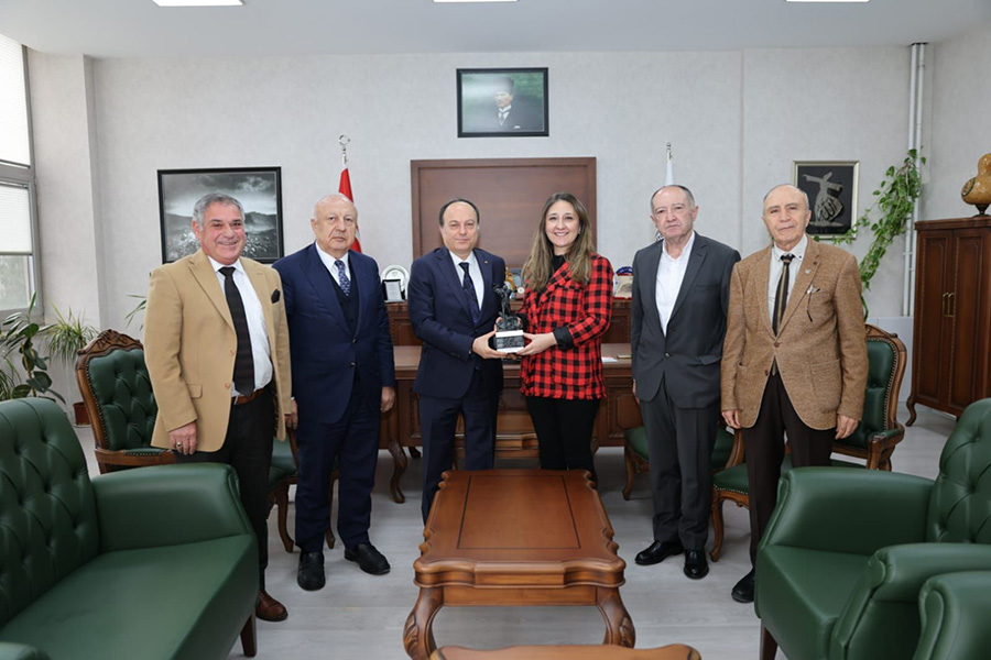 Afyon Eğitim Vakfı burs kampanyası kapsamında önemli bir ziyaret gerçekleştirildi.