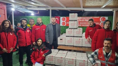 Spot: Afyonkarahisar’da Ramazan münasebetiyle Teravih namazı sonrası Nazmi Saatçi Mahallesi’nde