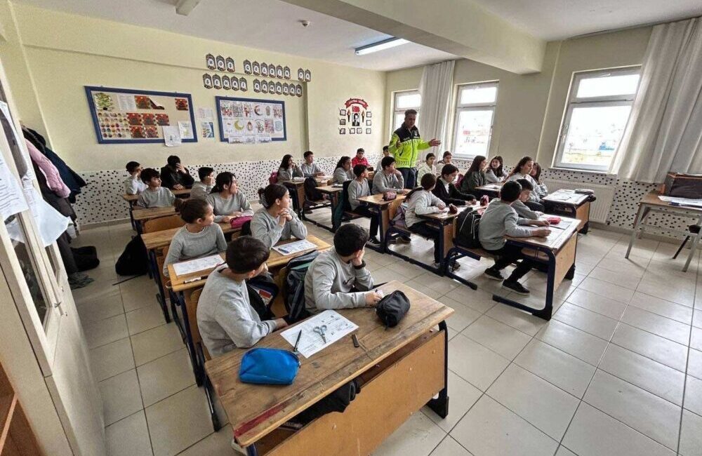 İstediğiniz metni Özel Bülten formatında, Rank Math SEO uyumlu şekilde