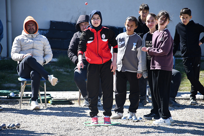 &nbsp; &nbsp; Kocatepe Spor Kompleksinde Bocce Heyecanı Afyonkarahisar’da düzenlenen Okul