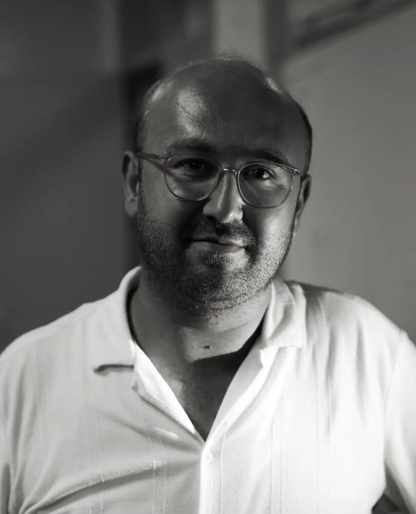 Kerem Özuslu yazar fotoğrafı