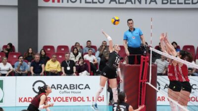 TVF 1. Lig play-off yarı finalinde mücadele eden Afyon Belediye