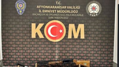 🚨 DİNAR MERKEZLİ TEFECİLİK OPERASYONU: 4 ŞÜPHELİ TUTUKLANDI! &nbsp; 📰