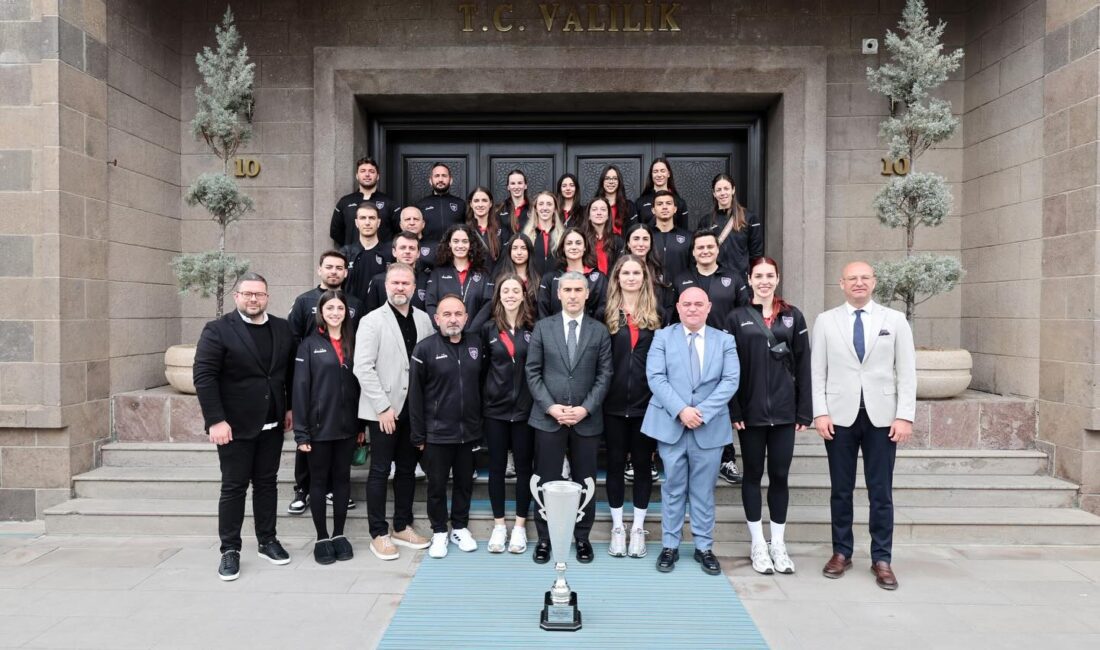 &nbsp;Afyonkarahisar'dan Güncel ve doğru haberler için tıklayın Afyon’un Gururu Şampiyon