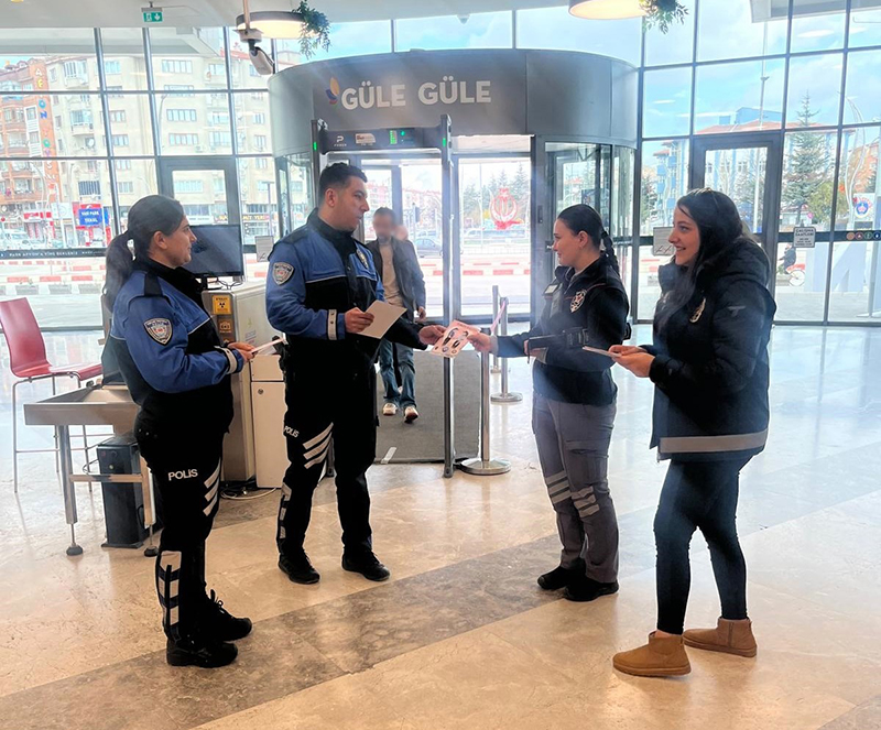 &nbsp; Afyonkarahisar’da KAAN Projesi Kapsamında Bilgilendirme Çalışması Afyonkarahisar İl Emniyet