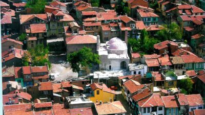 Tac-ı Ahmet Mahallesi, Hamam aralığı sokağında olup 50. pafta, 212.