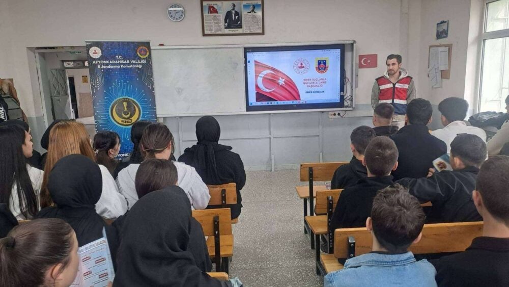 &nbsp; Afyonkarahisar’da Jandarmadan Geniş Kapsamlı Bilinçlendirme Afyonkarahisar İl Jandarma Komutanlığı