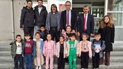 &nbsp;Afyonkarahisar'dan Güncel ve doğru haberler için tıklayın Sağlık Çalışanlarına Duygulandıran