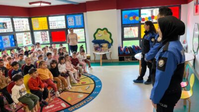 &nbsp; Minik Öğrencilere Polislik Mesleği Anlatıldı Türk Polis Teşkilatının 181.