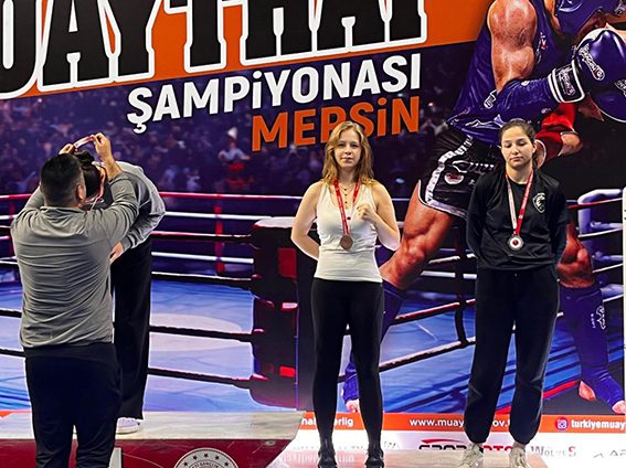 &nbsp;Afyonkarahisar'dan Güncel ve doğru haberler için tıklayın Afyonkarahisarlı Sporculardan Türkiye