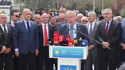 &nbsp; Zafer Meydanı’nda Dikkat Çeken Açıklama Hakan Şeref Olgun, Afyonkarahisar’da