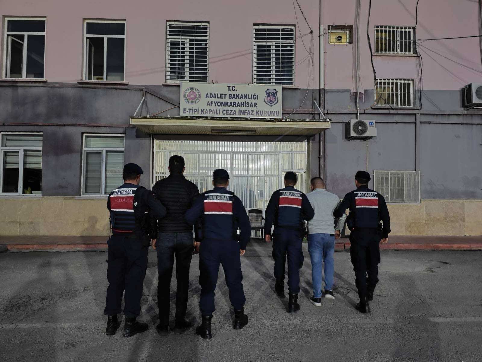 Afyonkarahisar’da jandarma ekipleri tarafından gerçekleştirilen çalışmalar kapsamında, son bir haftada