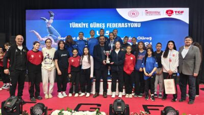 Türkiye Güreş Federasyonu tarafından Kars’ta düzenlenen U-15 Serbest, Grekoromen ve
