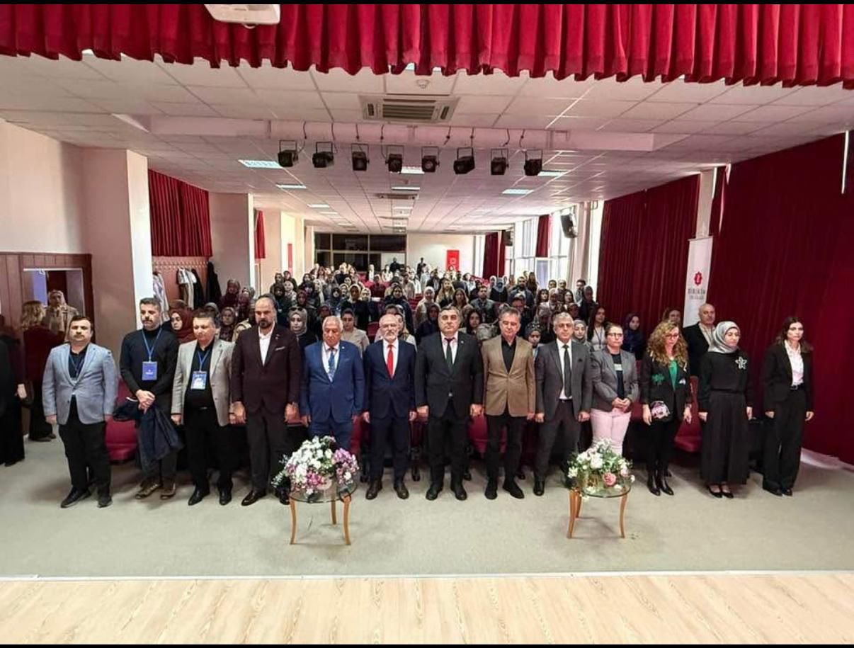 &nbsp; &nbsp; Afyonkarahisar Emniyet Müdürlüğü ekiplerince “Gençlik Sizin Eseriniz” projesi