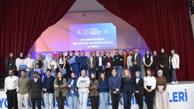 Afyonkarahisar’da Şiir Yarışması Tamamlandı: İşte Kazananlar Afyonkarahisar’da Gençler Arası Kültür ve Sanat Yarışmaları kapsamında düzenlenen