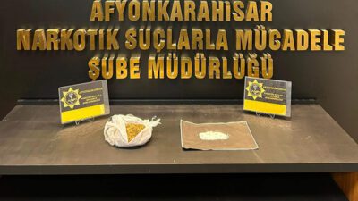 Afyonkarahisar İl Emniyet Müdürlüğü ekipleri tarafından sokak satıcılarına yönelik gerçekleştirilen