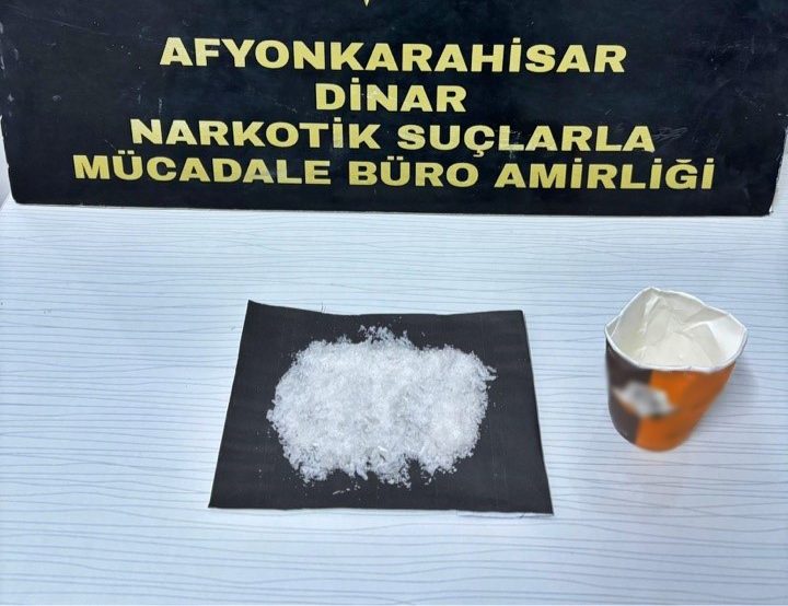 Uygulama Noktasında Durdurulan Araçta Uyuşturucu Bulundu Afyonkarahisar İl Emniyet Müdürlüğü