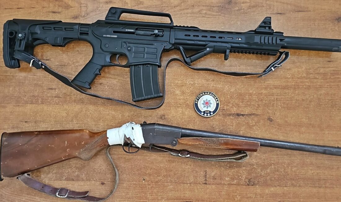Emniyetten Kapsamlı Denetim ve Uygulamalar Afyonkarahisar İl Emniyet Müdürlüğü ekipleri