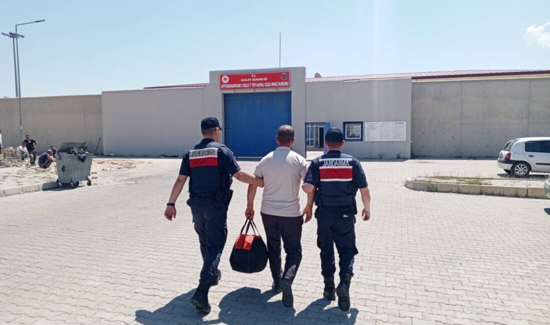 Afyonkarahisar İl Jandarma Komutanlığı ekipleri tarafından yürütülen çalışmalar kapsamında, haklarında